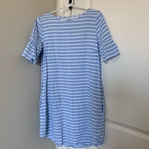 Stripped dress with pockets